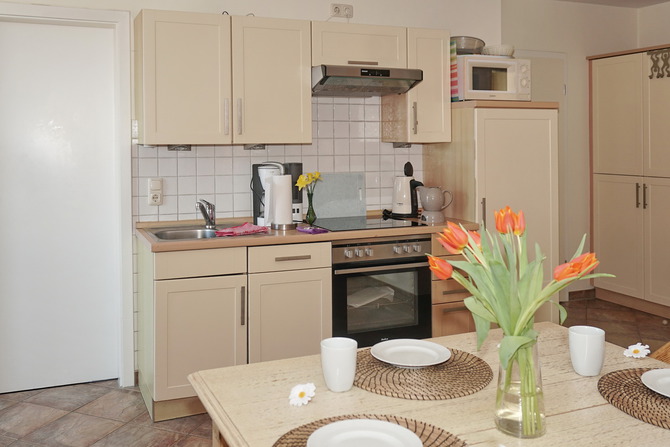 Ferienwohnung in Rerik - Ferienwohnung/Appartement Seem&ouml;we (Rerik) - Essbereich und K&uuml;che