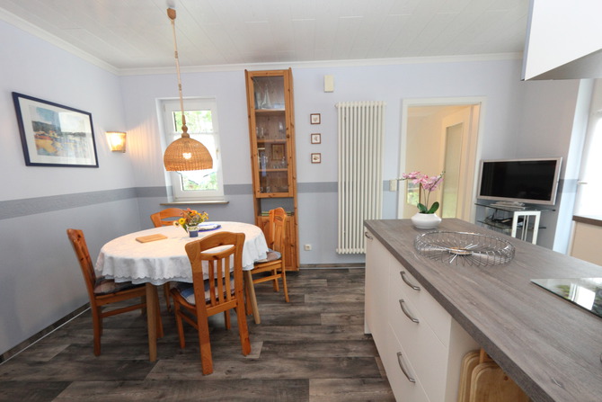 Ferienwohnung in K&uuml;hlungsborn - Ferienhaus zum Strand - zweiter TV