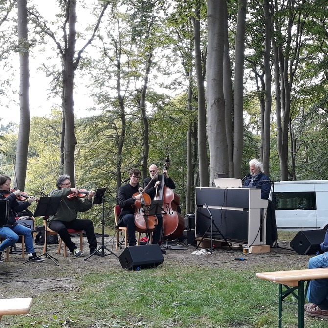 Ferienwohnung in Sellin - Sonnengl&uuml;ck in der Residenz Seeblick - Konzert auf dem Friedensberg Kurpark