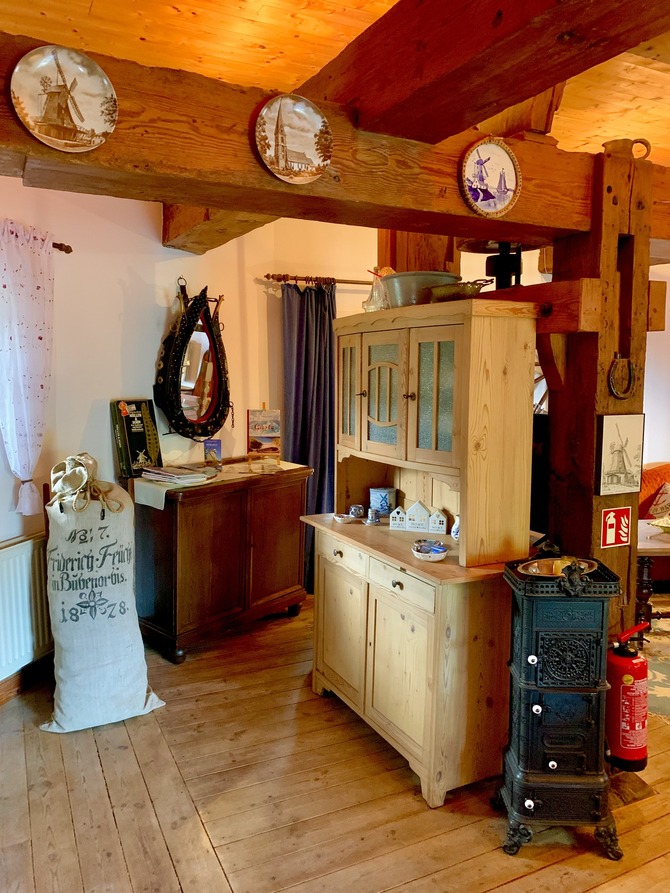 Ferienhaus in Lindau - Windm&uuml;hle Lindaum&uuml;hlenholz - Historische Details im Wohnraum