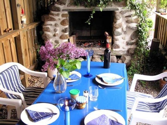 Ferienhaus in Grube - Rosenfelde - Grillplatz mit &Uuml;berdachung