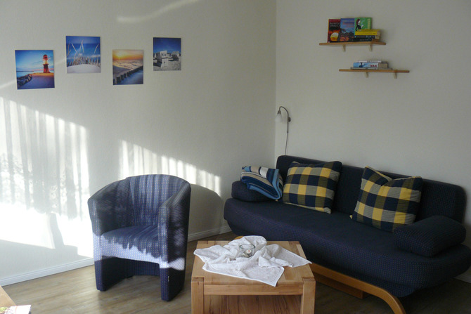 Ferienwohnung in Diedrichshagen - Kr&uuml;ger - Wohnzimmer- Couchecke