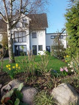 Ferienwohnung in D&ouml;hnsdorf - Haus am Steinwall - Im Fr&uuml;hling