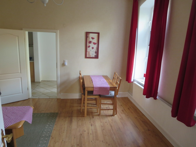 Ferienwohnung in Kesdorf - Hinrichsen - Wohn-E&szlig;zimmer