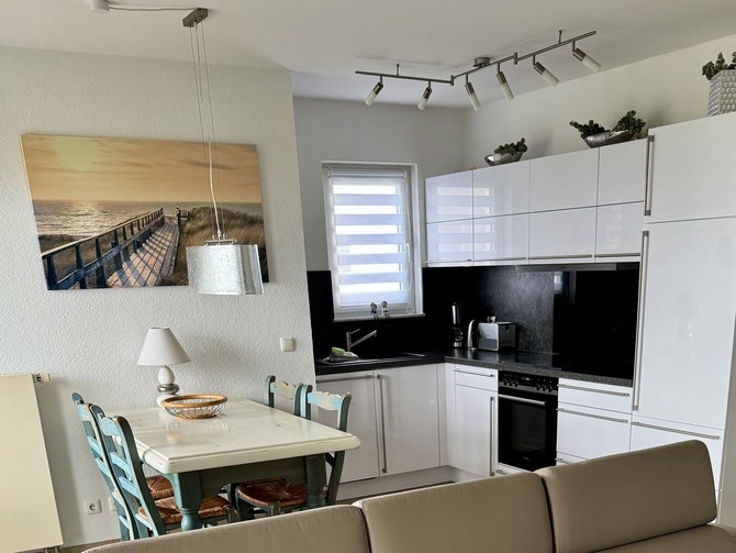 Ferienwohnung in Ostseebad Nienhagen - Meerblick u. SPA Mundt - Offene K&uuml;che