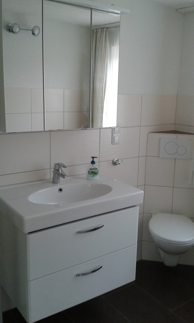 Ferienwohnung in Steinhagen - Henk - Bad mit modernen M&ouml;beln