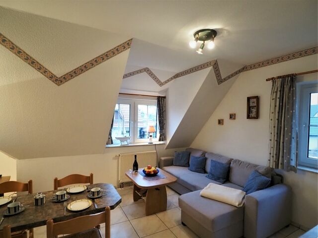 Ferienwohnung in Ostseeheilbad Zingst - Mensendiek, Anita, FW - Bild 2