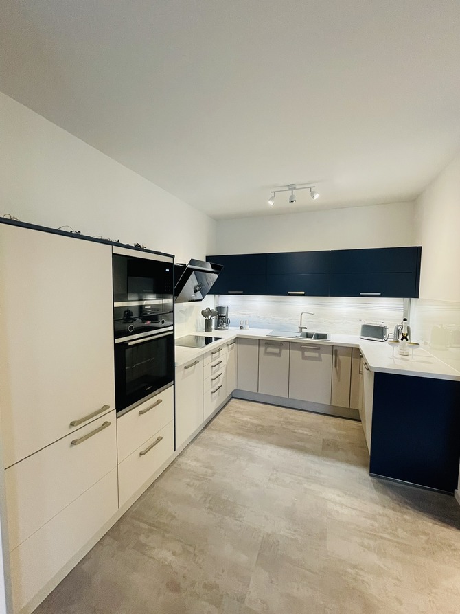 Ferienwohnung in Rostock - Ostsee Ankerplatz - Einbauk&uuml;che mit allem was man braucht