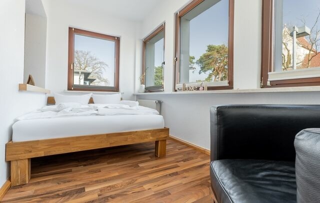 Ferienwohnung in Karlshagen - Ostseebad Karlshagen - großzügige Ferienwohnung Sommer - Bild 4