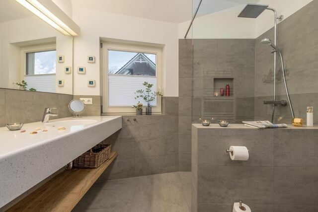 Ferienwohnung in Ostseeheilbad Zingst - Ostseehaus Erika-Maria 02 OG - Bild 7