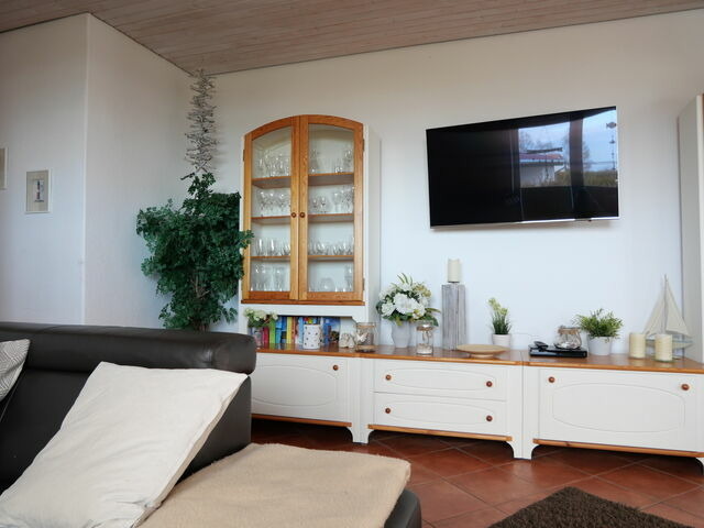 Bungalow in Hohenkirchen - direkt am Wasser ""K&uuml;stenperle"mit Meerblick und Sauna - Bild 16