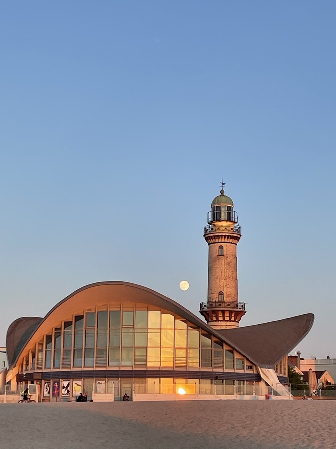 Ferienwohnung in Rostock - Zur gro&szlig;en Strandperle - Warnem&uuml;nder Wahrzeichen
