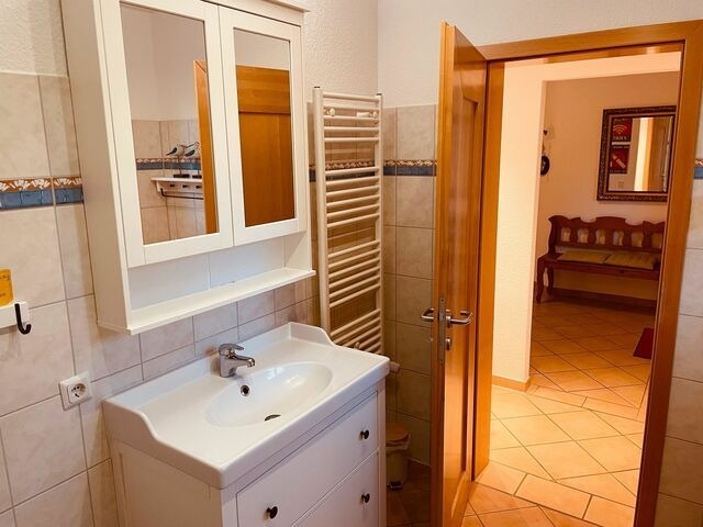 Ferienhaus in Glowe - Dat Klinkerhus auf R&uuml;gen XXL - Urlaubsparadies nahe Ostseestrand & Nationalpark f&uuml;r 17 G&auml;ste - Bild 19