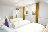 Ferienwohnung in Laboe - Art-Partments Pink Dream - Bild 13